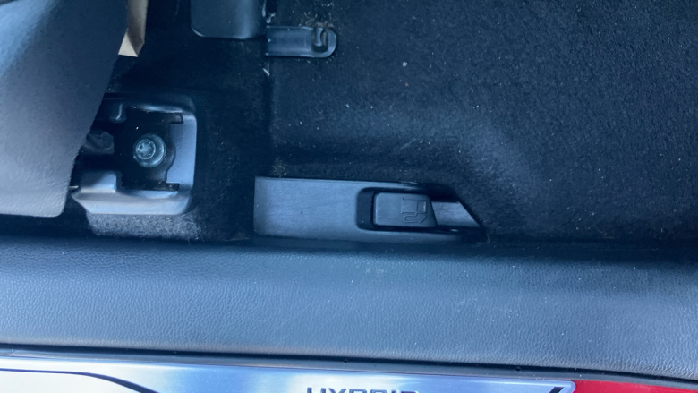 Toyota Yaris 1.5 Hybrid Design 5dr CVT Hybrid Hatchback